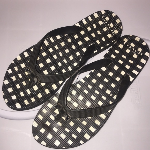Shoes - Coach flip flops!
